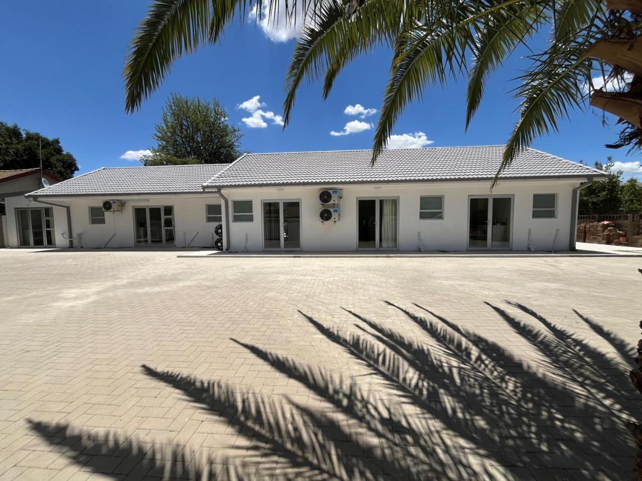Villa Vredenrust Guesthouse Bloemfontein Exterior photo